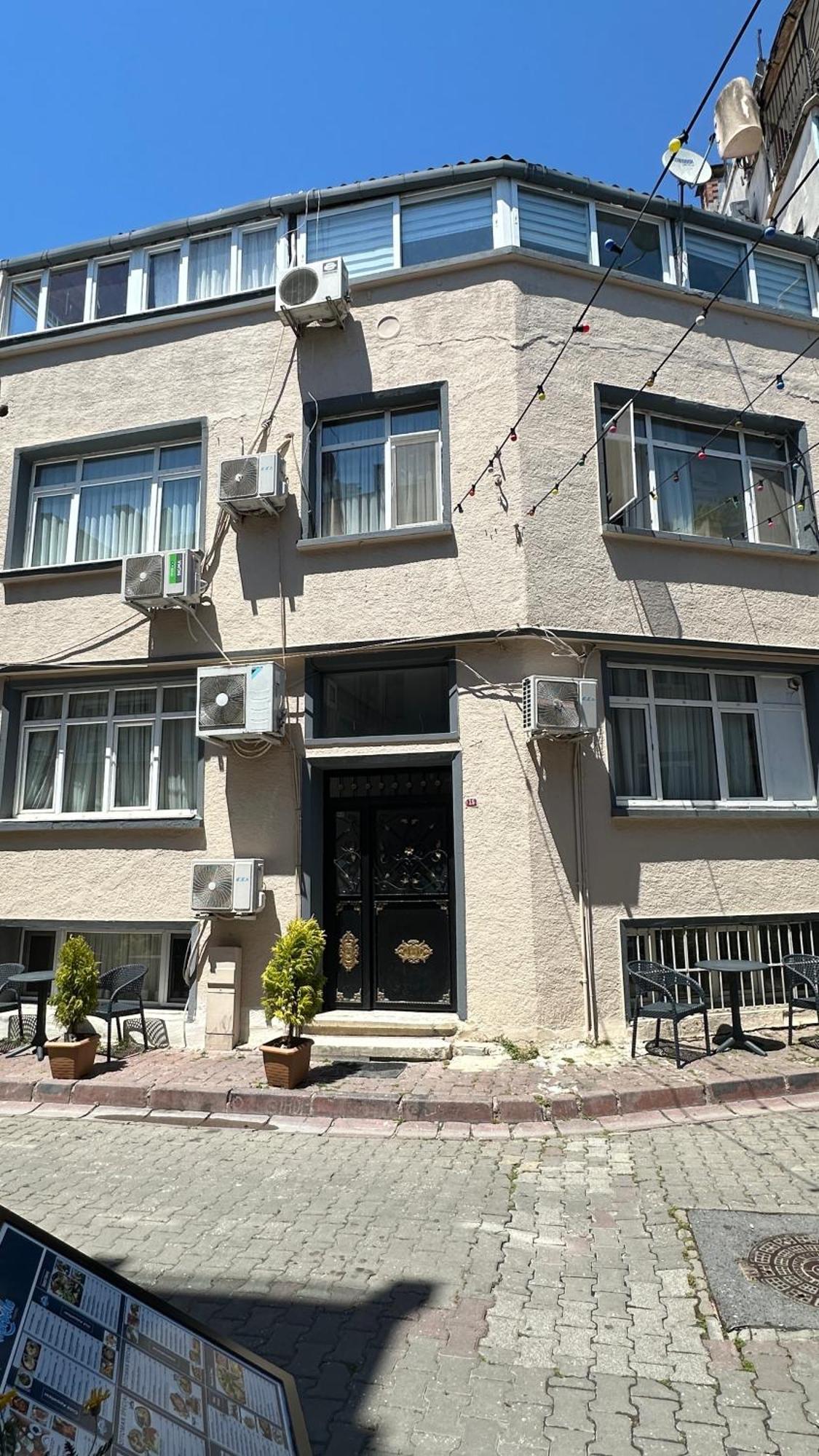 Albatros Apart Suite Istanbul Exterior photo